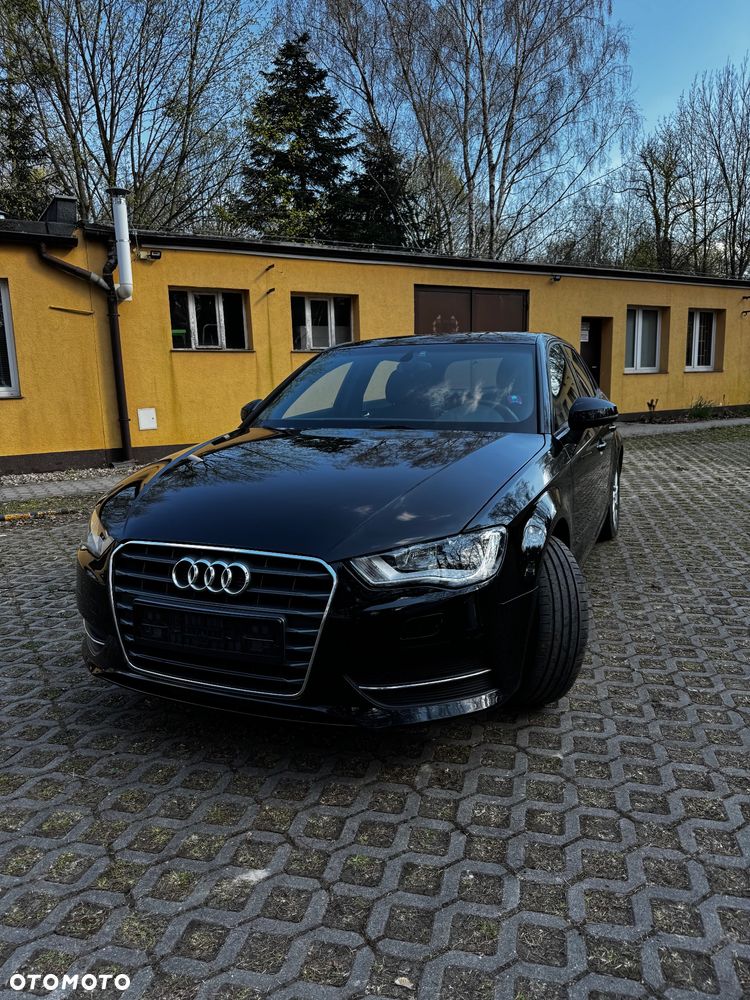 Audi A3 Sportback 1.4 TFSI S tronic Ambiente - 3