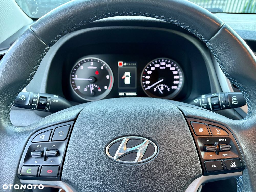 Hyundai Tucson 1.7 CRDI BlueDrive GO 2WD DCT - 12