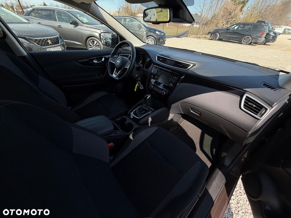 Nissan Qashqai 1.3 DIG-T DCT N-TEC - 23