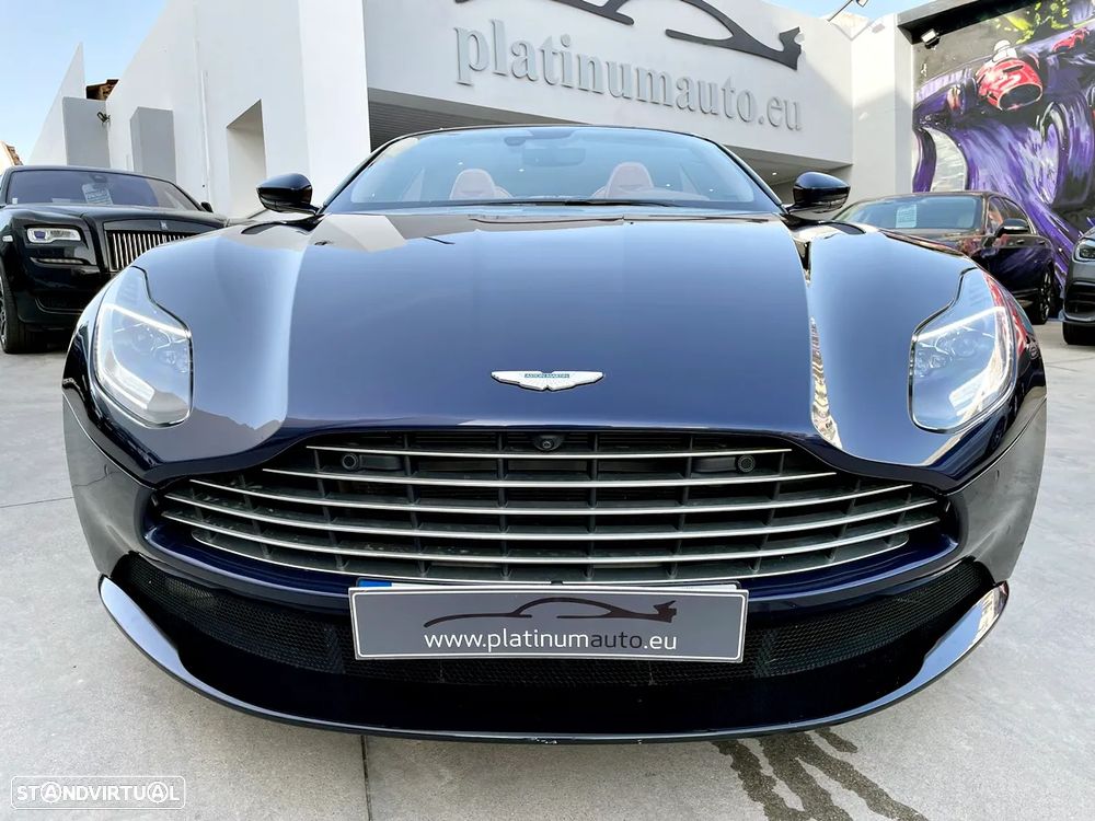 Aston Martin DB11 Coupé V8 Auto - 61