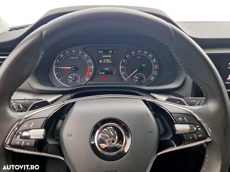 Skoda Octavia 2.0 TDI DSG Ambition - 19