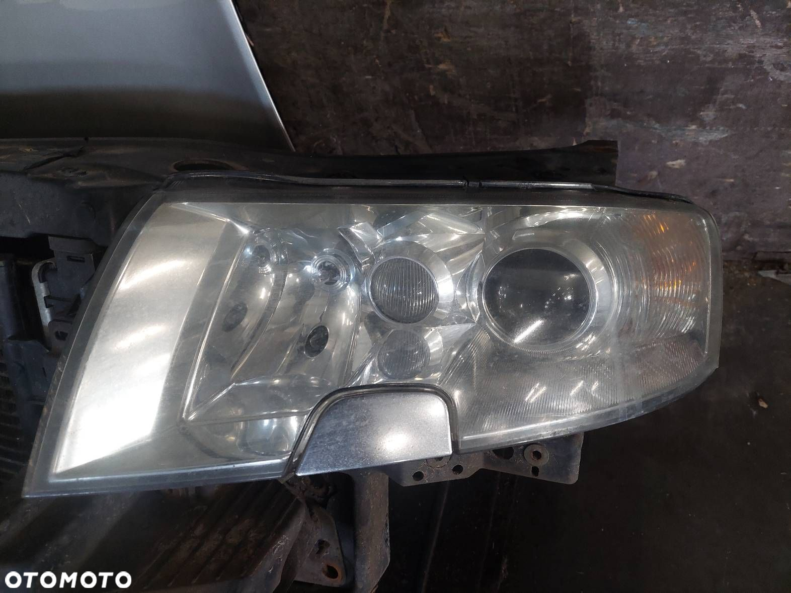 KOMPLETNY PRZÓD XENON MASKA ZDERZAK LAMPY BŁOTNIKI SKODA SUPERB I 9201 - 17