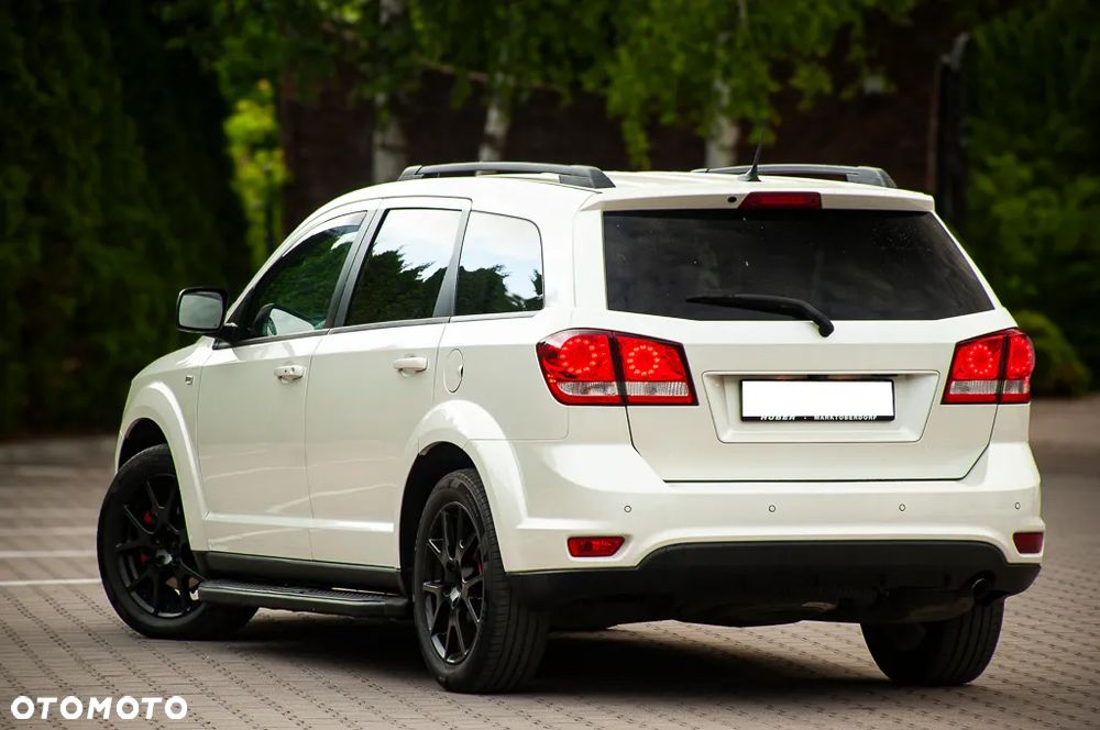 Fiat Freemont 2.0 Multijet 16V DPF Automatik Allrad Black Code - 12