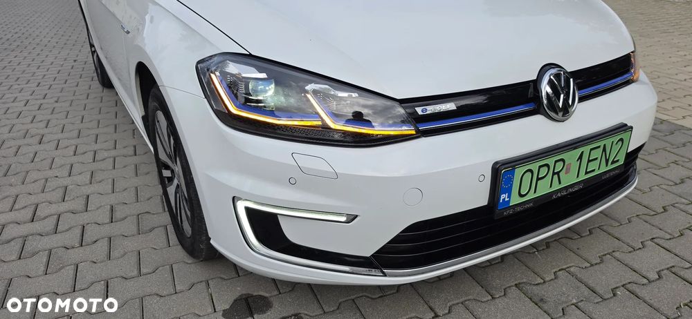 Volkswagen Golf e-Golf - 30