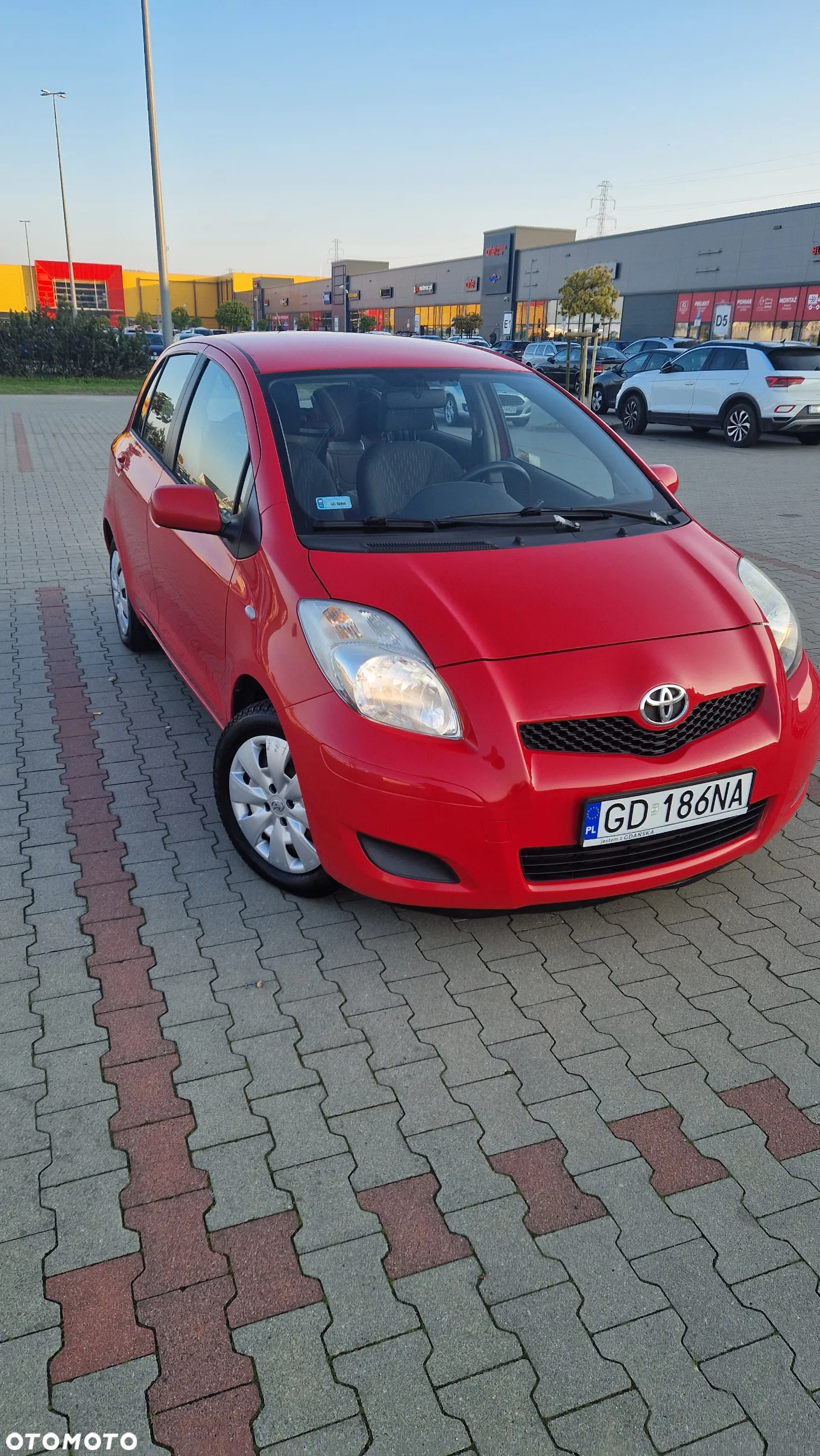 Toyota Yaris - 4