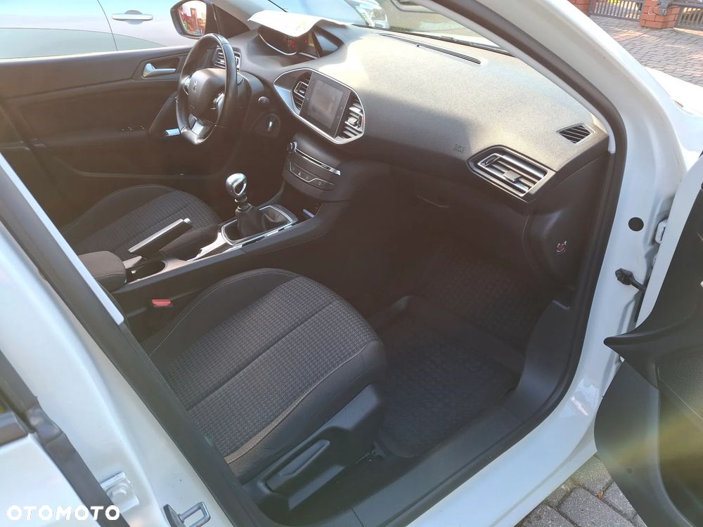 Peugeot 308 1.5 BlueHDi Active Pack Business S&S - 17