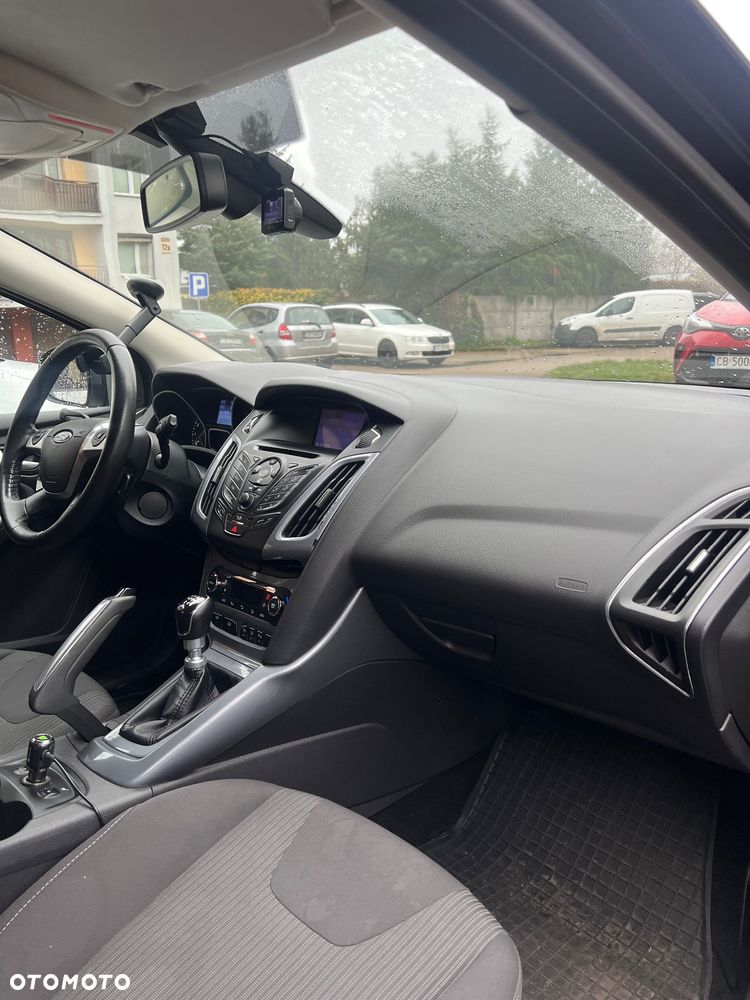 Ford Focus 1.0 EcoBoost Titanium - 28