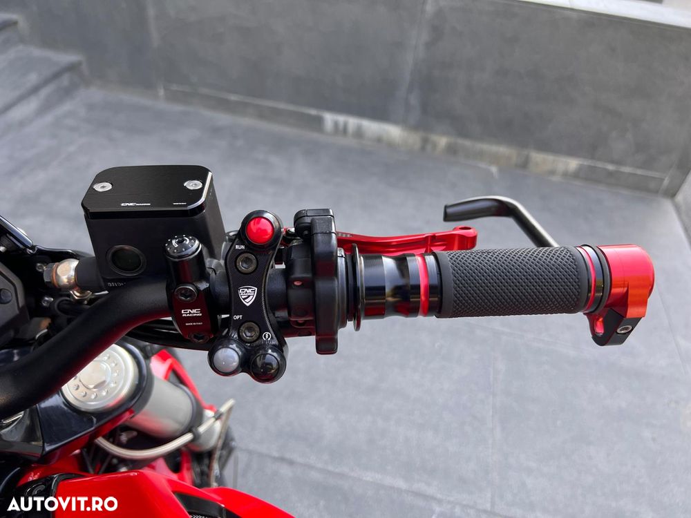 Ducati Monster 800 S - 25