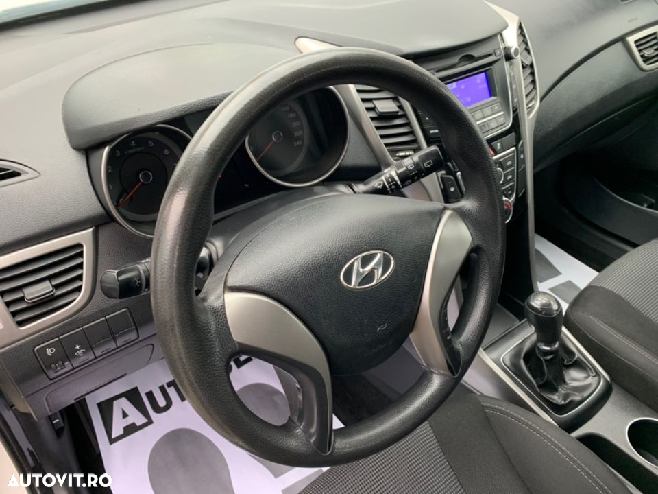 Hyundai i30 1.4 MPi Classic - 22