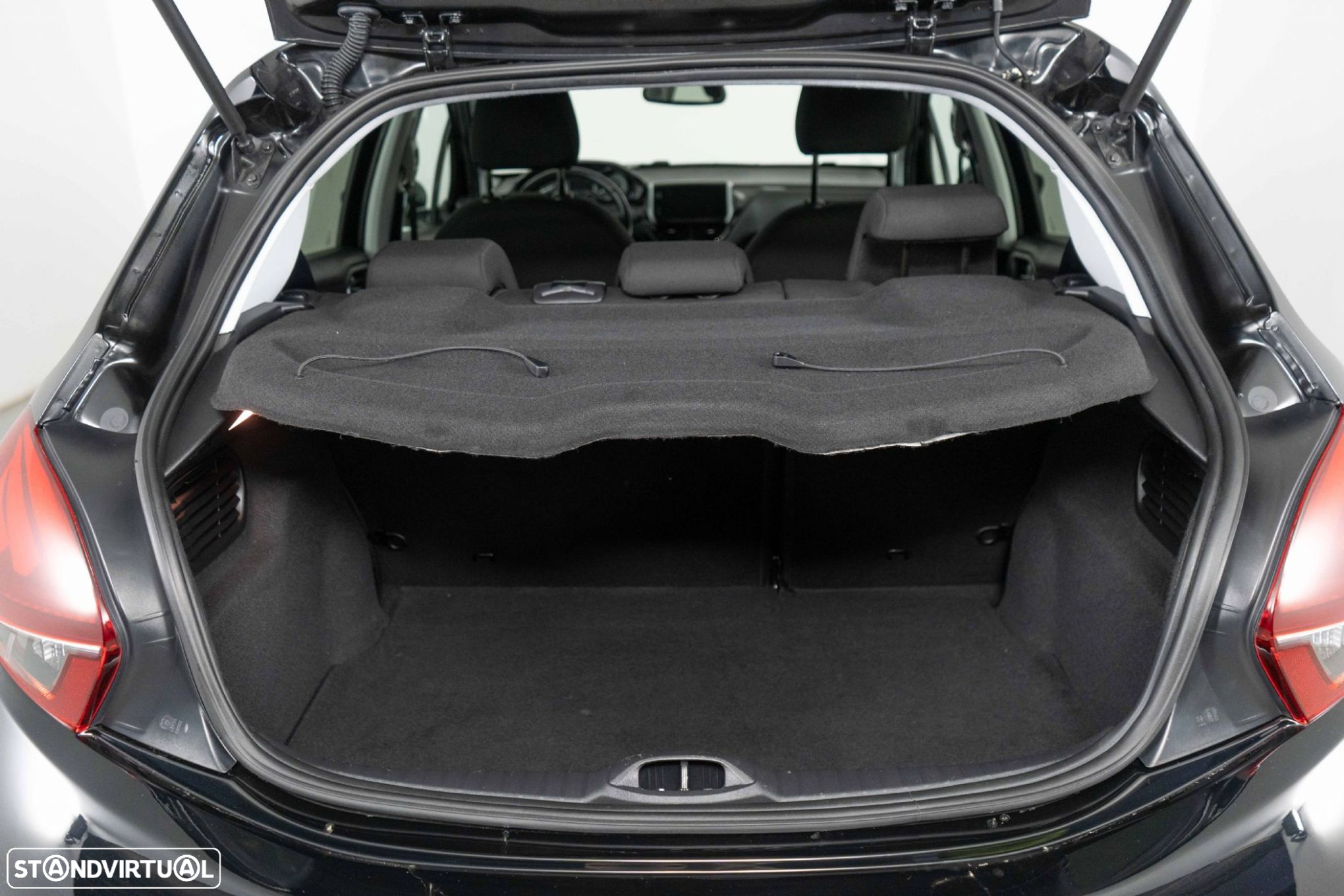 Peugeot 208 1.2 PureTech Allure EAT6 - 11