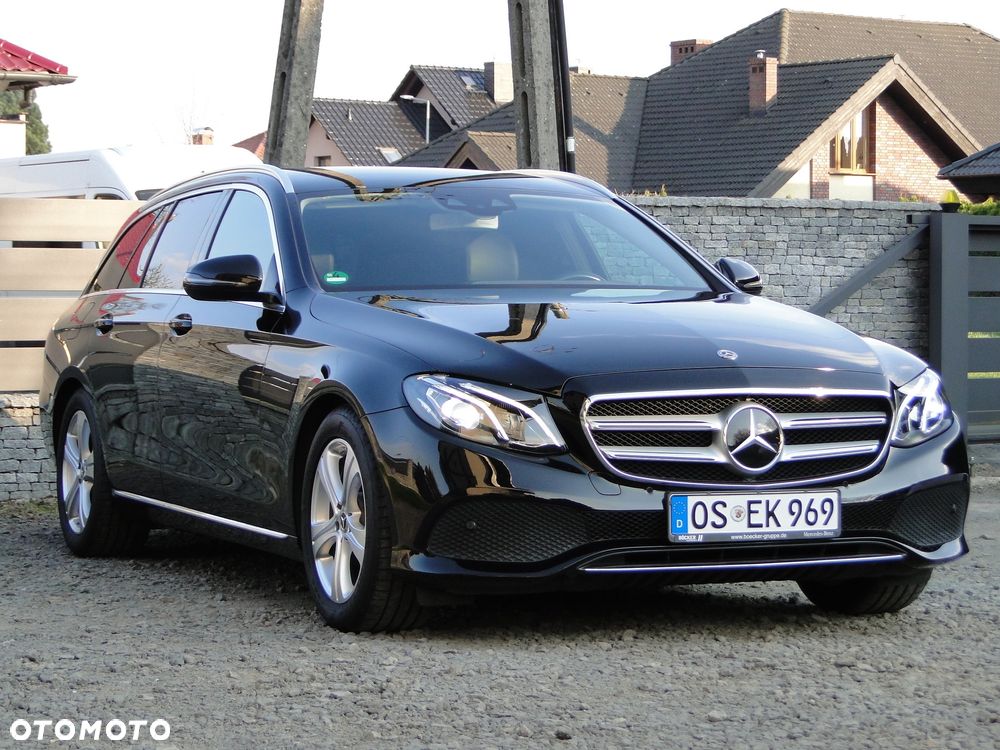 Mercedes-Benz Klasa E 220 d 9G-TRONIC - 3