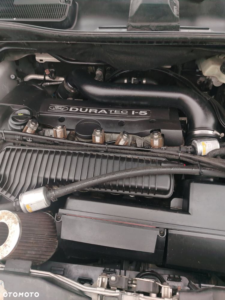 Ford Kuga 2.5 4x4 Trend - 8