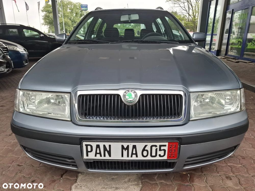 Skoda Octavia 1.6 Tour Plus - 33