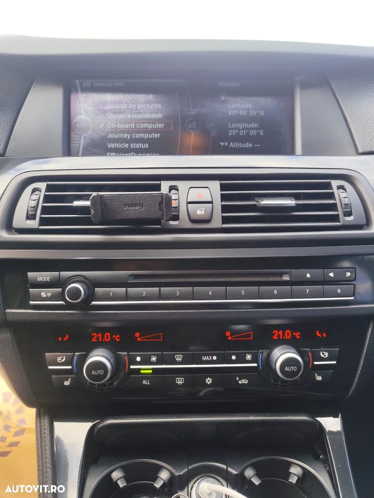 BMW Seria 5 520d Sport-Aut. - 12