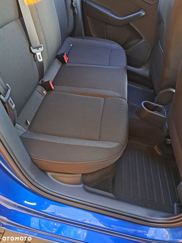 Skoda RAPID 1.6 TDI DPF Elegance - 18