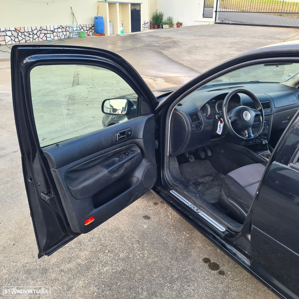 VW Golf 1.9 TDi Confortline - 4