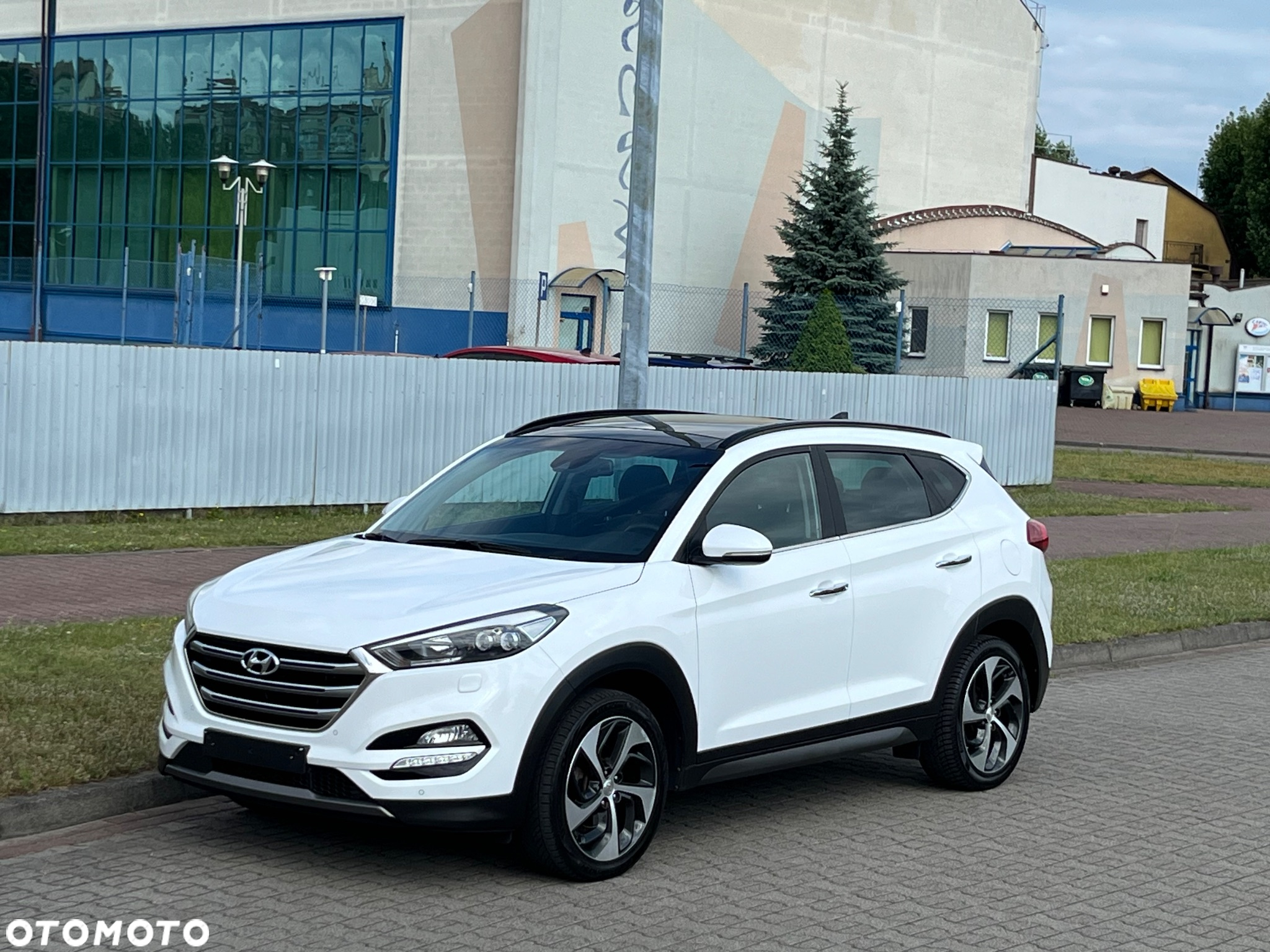Hyundai Tucson - 2