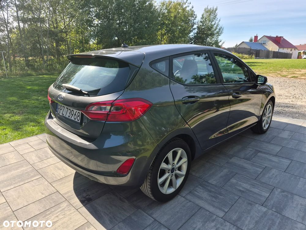 Ford Fiesta - 5