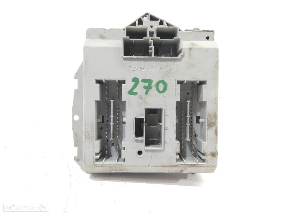 CAIXA RELÉS / FUSÍVEIS FIAT DOBLO CARGO 2006 - 1