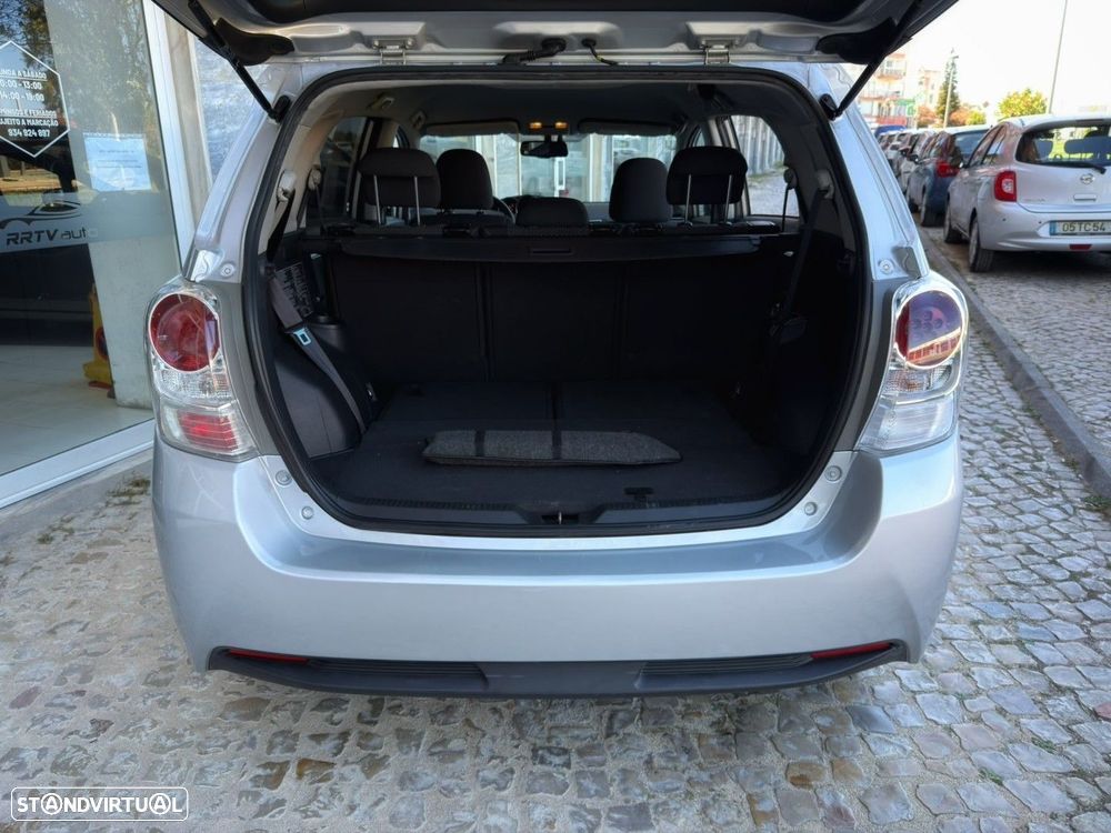 Toyota Verso 2.0 D-4D Exclusive+GPS - 24
