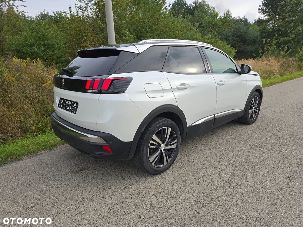 Peugeot 3008 1.5 BlueHDi Allure S&S - 22