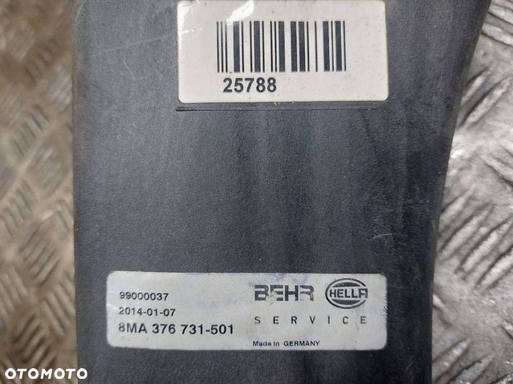 ZBIORNICZEK WYRÓWNAWCZY BMW E39 520i 2.0 24V 376731-501 - 5