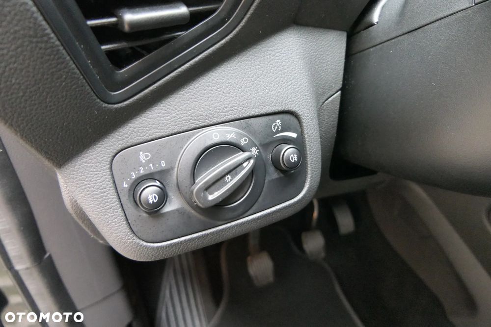 Ford Kuga 1.5 EcoBoost 2x4 ST-Line - 31