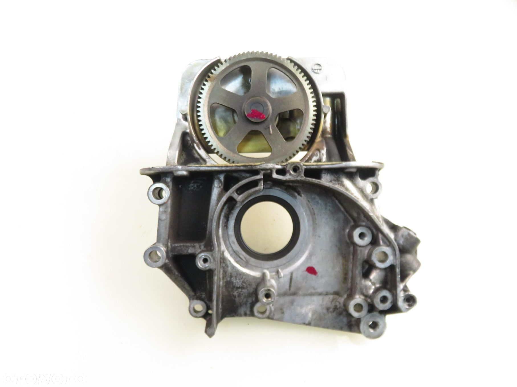 POMPA OLEJU MAZDA 5 (CR19) 2.0 MZR-CD 143 - RF7J RF7J14100  RF7J - 7