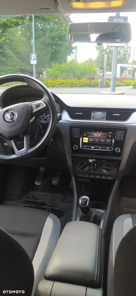 Skoda RAPID 1.0 TSI Active - 11