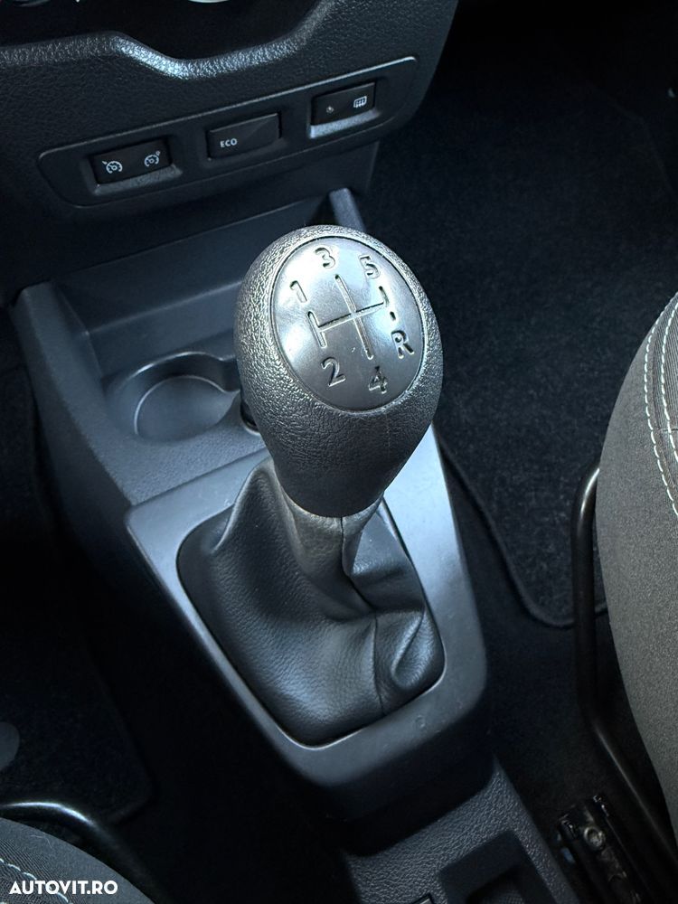 Dacia Dokker 1.5 dCi 90 CP Stepway - 33