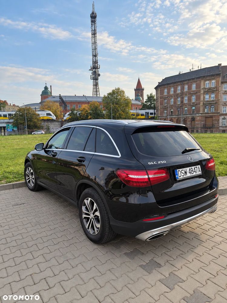 Mercedes-Benz GLC 250 4-Matic - 16