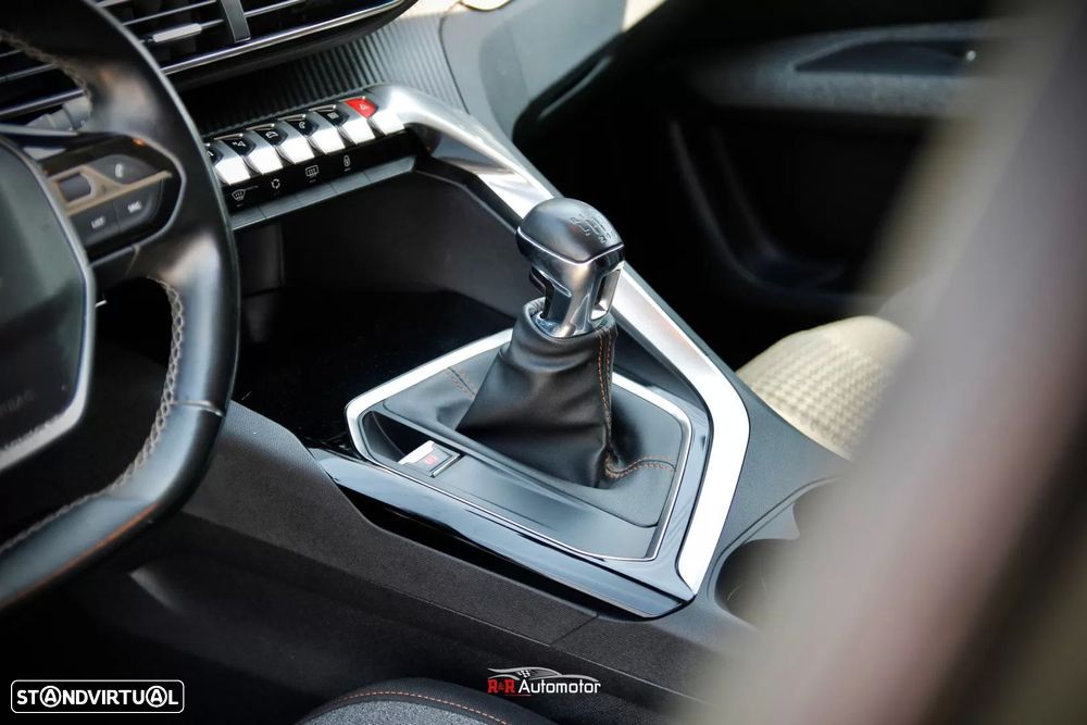 Peugeot 3008 1.5 BlueHDi Active - 15