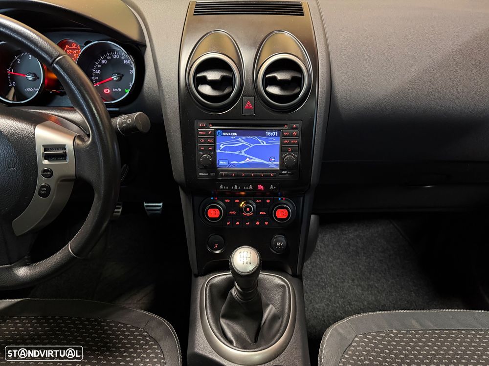Nissan Qashqai 1.5 dCi Tekna FPD - 16