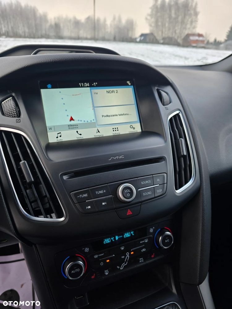 Ford Focus 2.0 EcoBoost ST mit Leder-Sport-Paket - 20