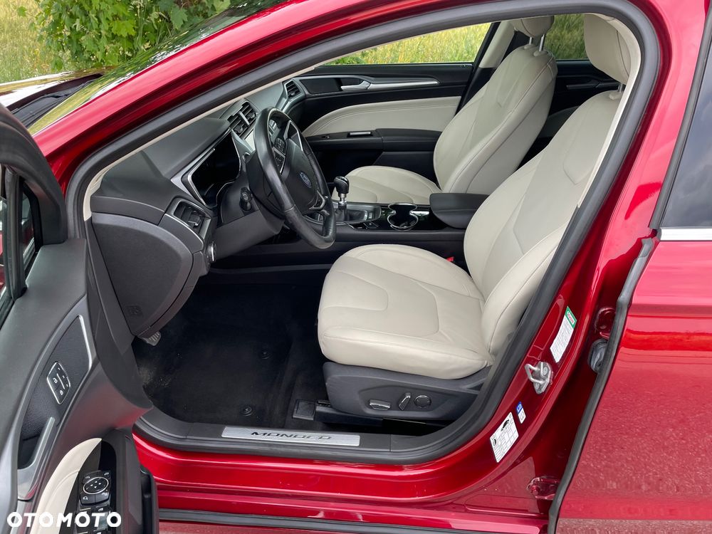 Ford Mondeo 2.0 TDCi Titanium - 16