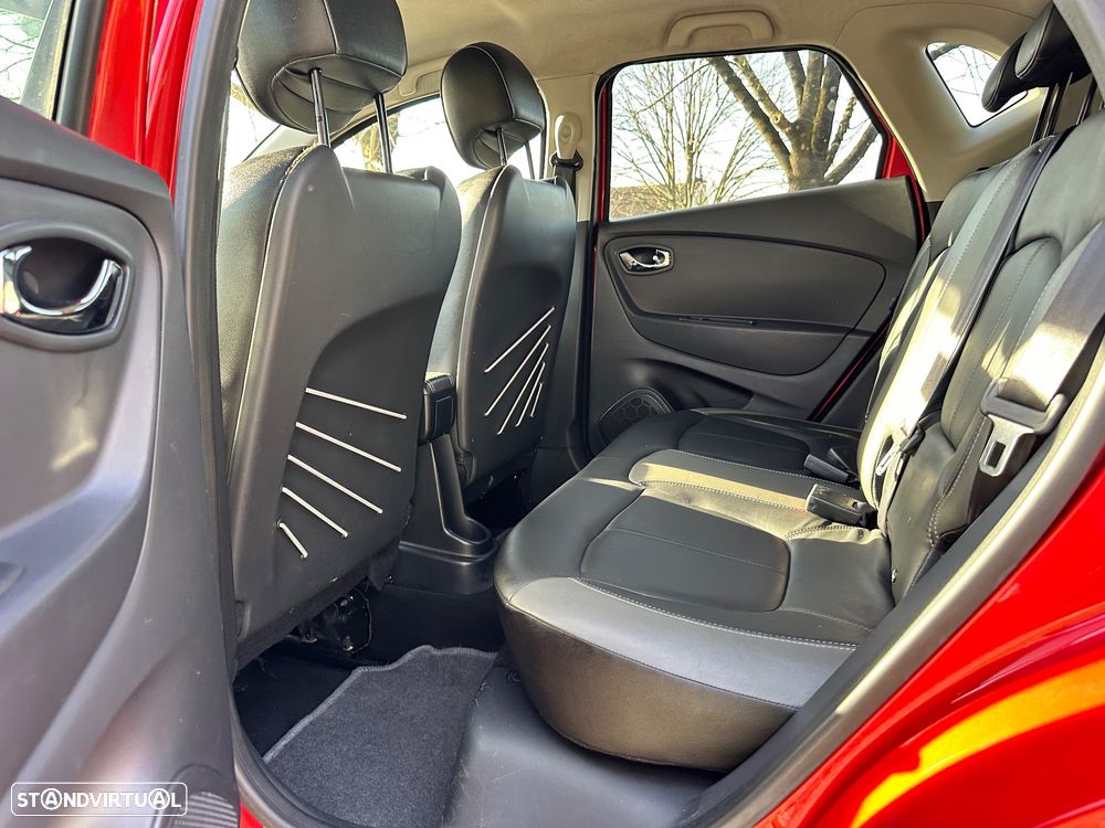 Renault Captur dCi 90 EDC Helly Hansen - 27