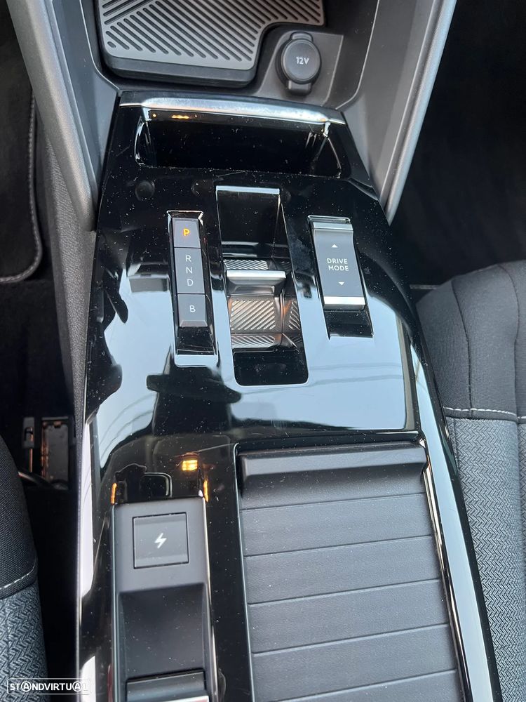 Citroën C4 e-C4 136 PLUS - 15