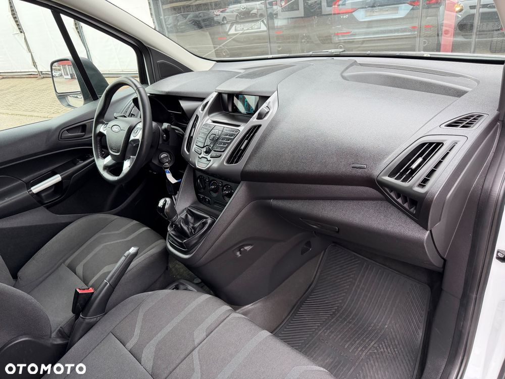 Ford Transit Connect - 19