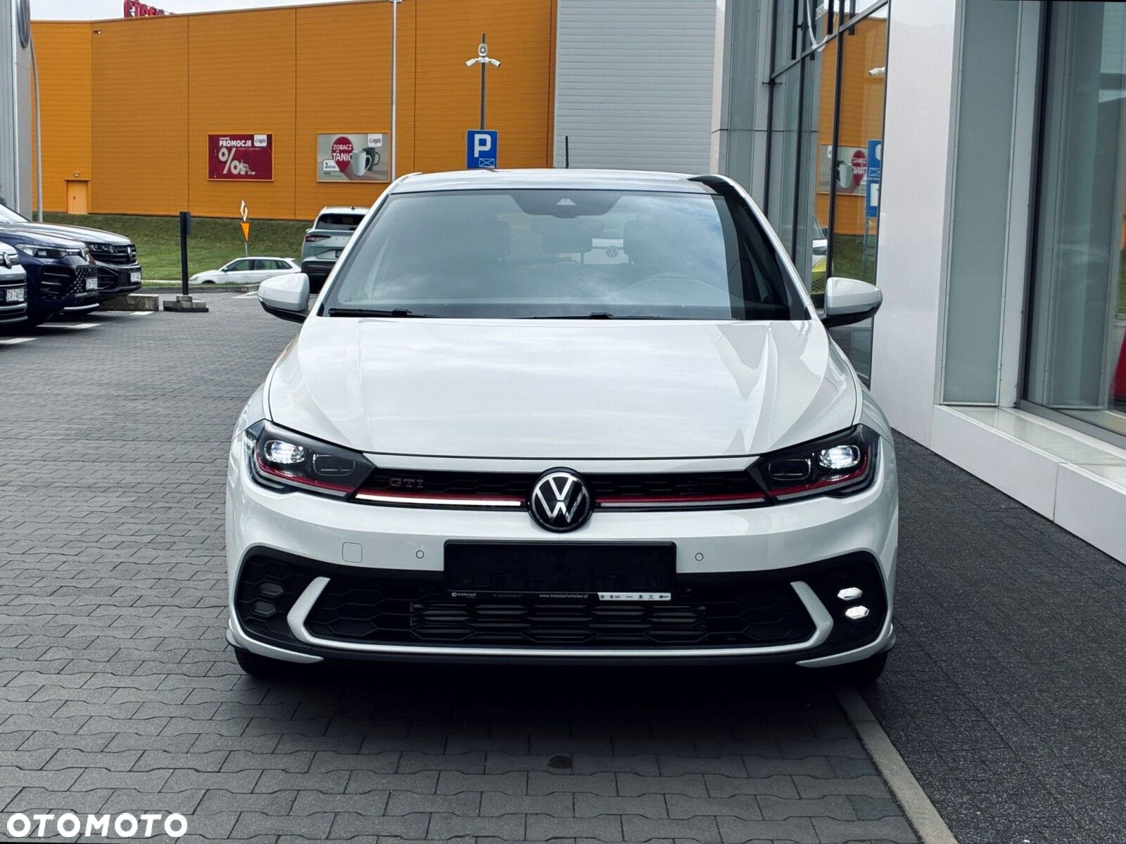 Volkswagen Polo - 2
