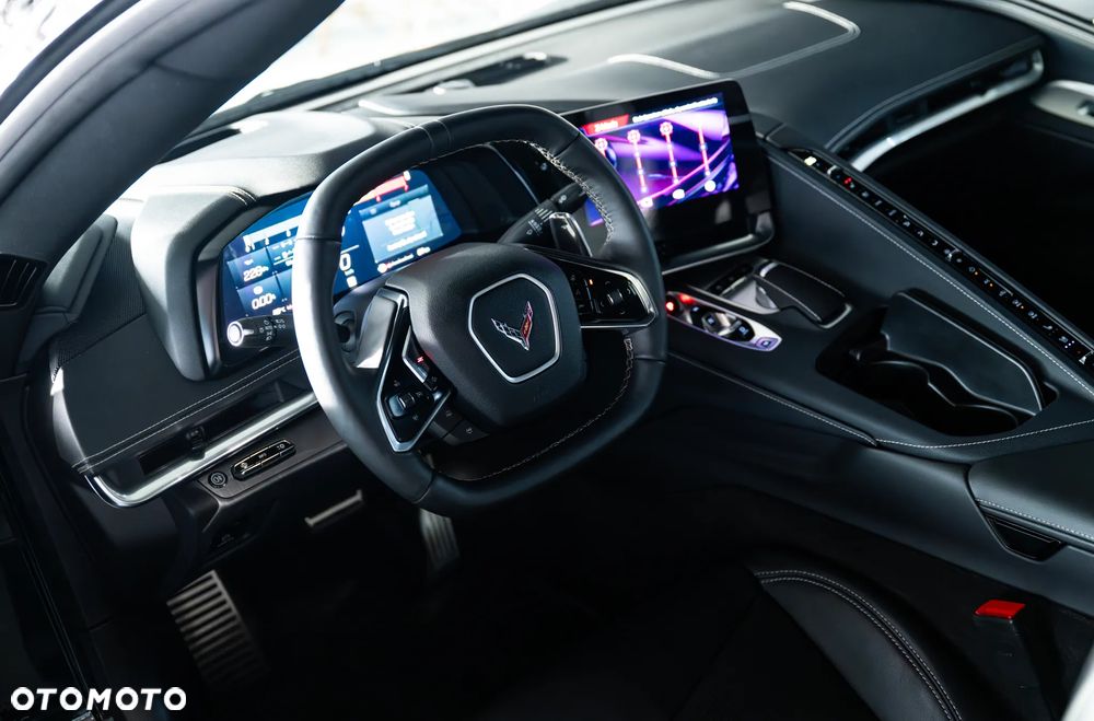 Chevrolet Corvette - 15