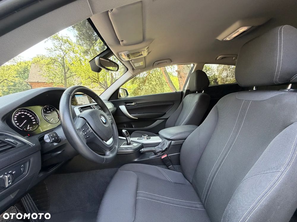 BMW Seria 1 120d xDrive Sport-Aut Sport Line - 16