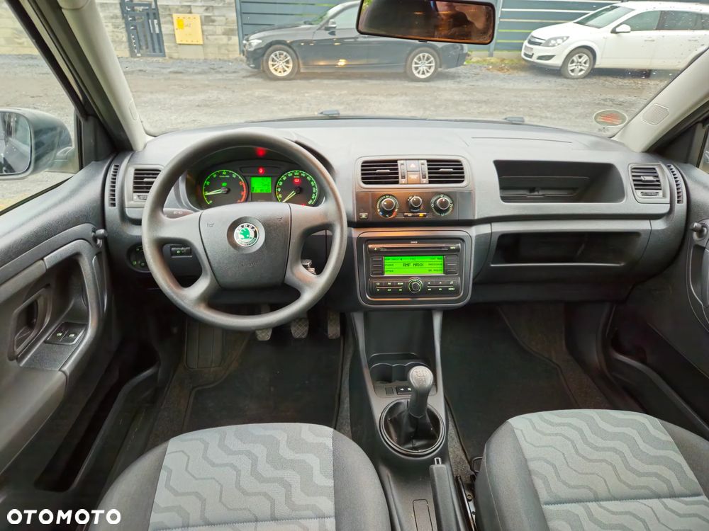 Skoda Fabia 1.2 HTP Active - 12