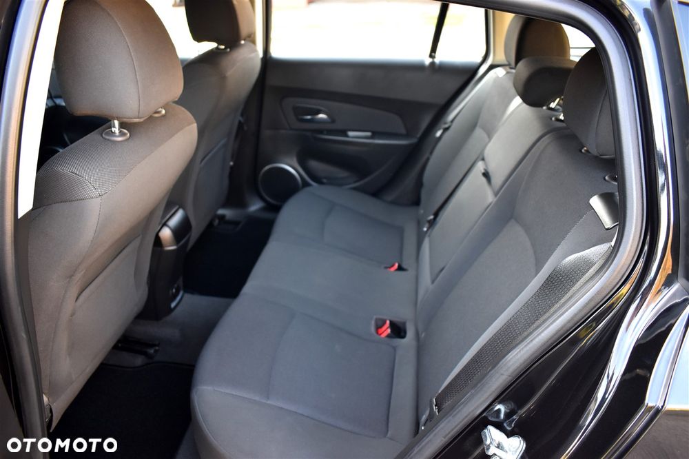 Chevrolet Cruze 1.6 LT+ - 20