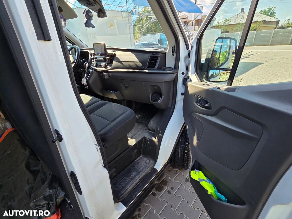 Ford Transit - 4