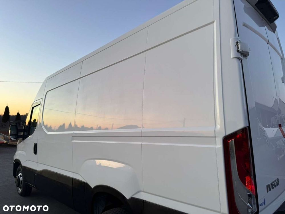 Iveco Sprowadzony Zarejstrowany na blizniakach 35C15 - 13