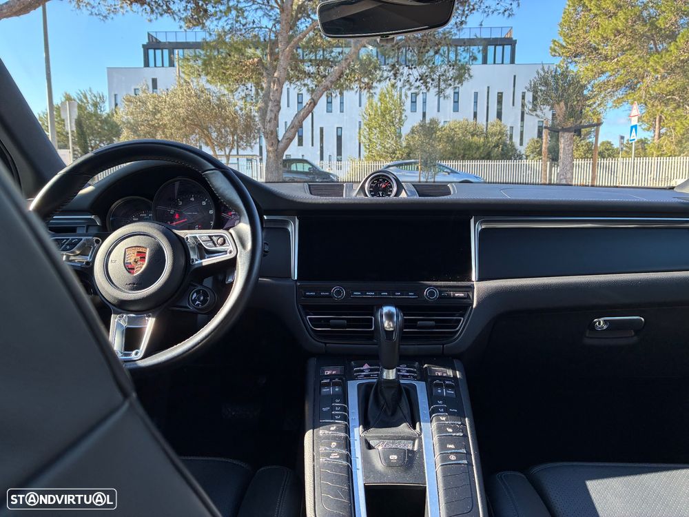 Porsche Macan Standard - 19