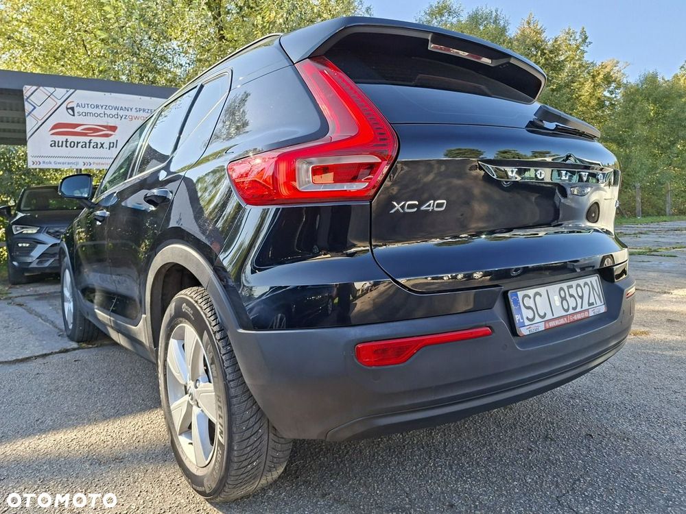 Volvo XC 40 T3 Geartronic Momentum Core - 9