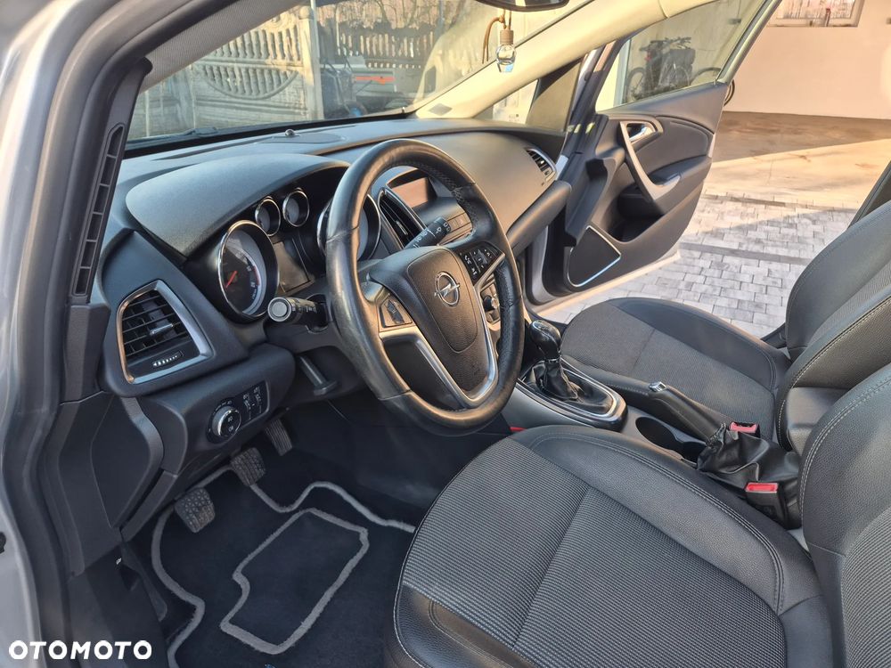 Opel Astra 1.7 CDTI Cosmo - 13