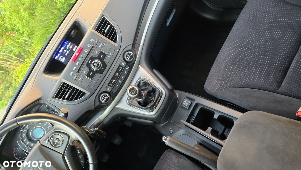 Honda CR-V - 13