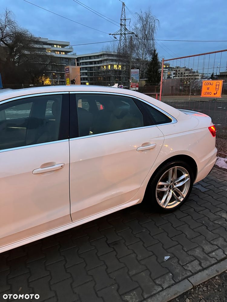 Audi A4 Limousine - 11